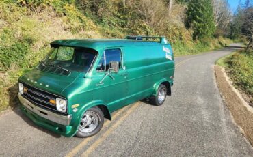 Dodge-Ram-Van-1975-2