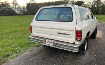 Dodge-Ram-charger-4x4-1985-5