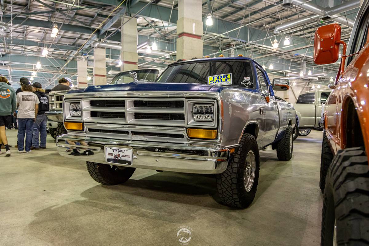 Dodge-Ram-d250-diesel-1990