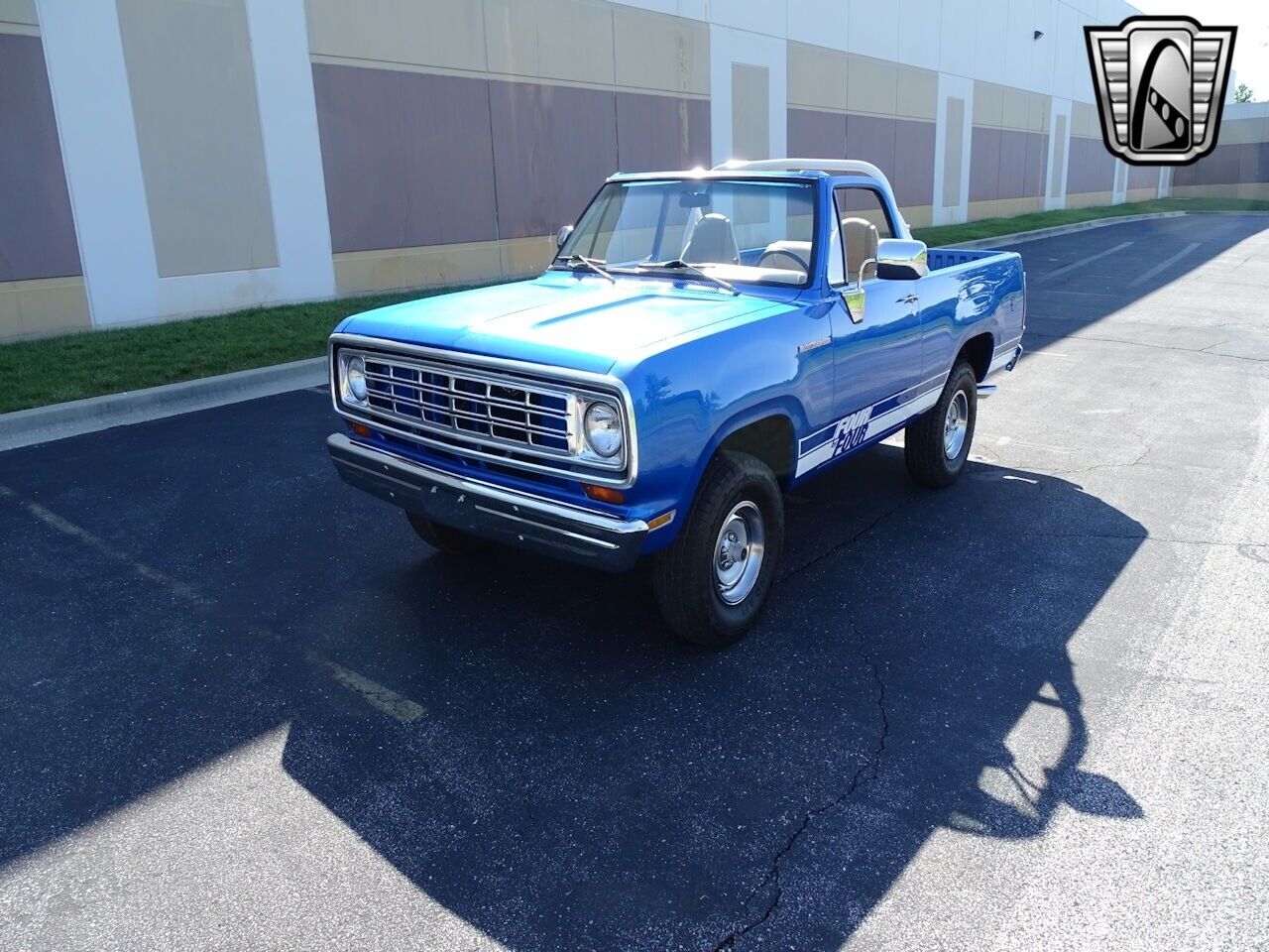 Dodge-Ramcharger-1974-2