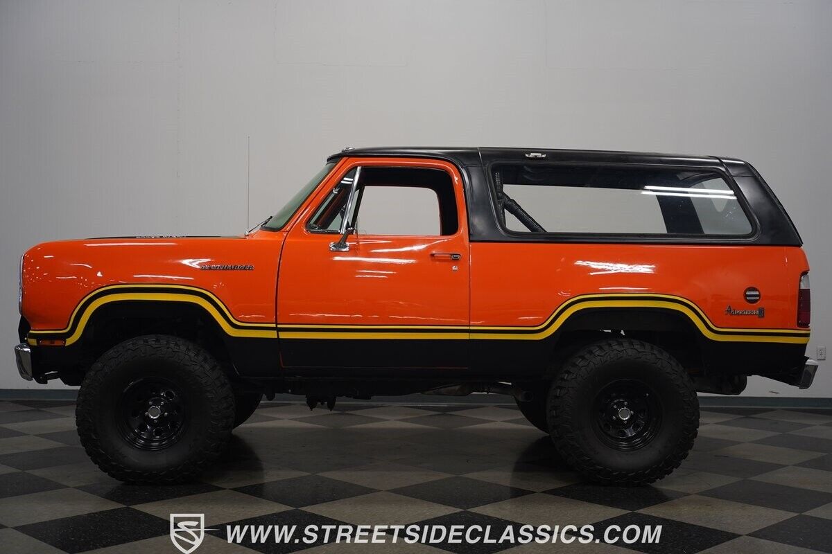 Dodge-Ramcharger-1975-2