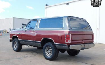 Dodge-Ramcharger-1985-2