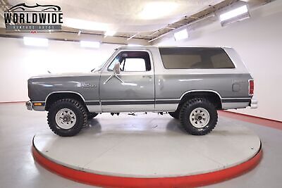 Dodge-Ramcharger-1985-2