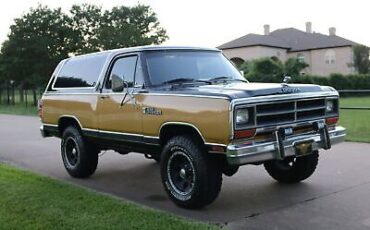 Dodge Ramcharger  1986