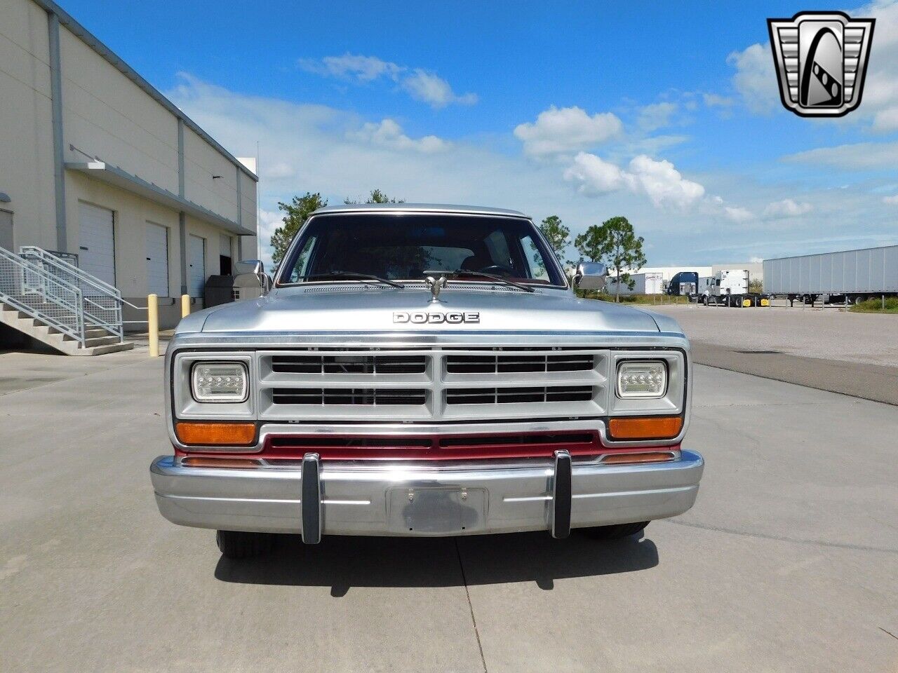 Dodge-Ramcharger-Cabriolet-1988-2