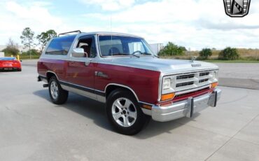 Dodge-Ramcharger-Cabriolet-1988-7