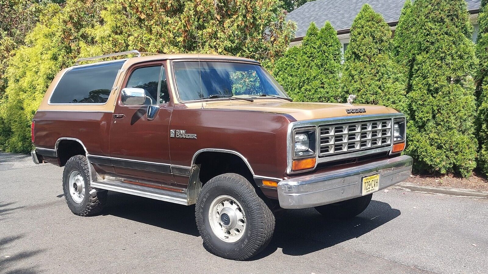 Dodge-Ramcharger-SUV-1987-1