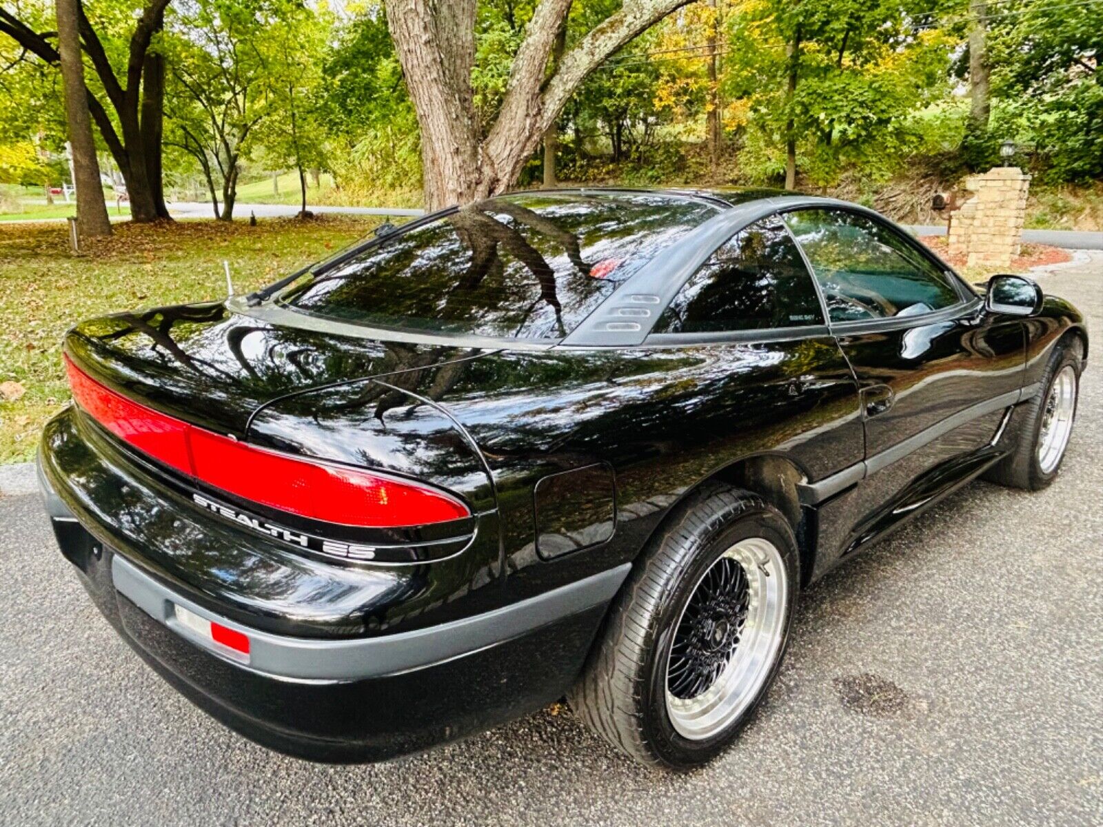 Dodge-Stealth-Coupe-1991-15