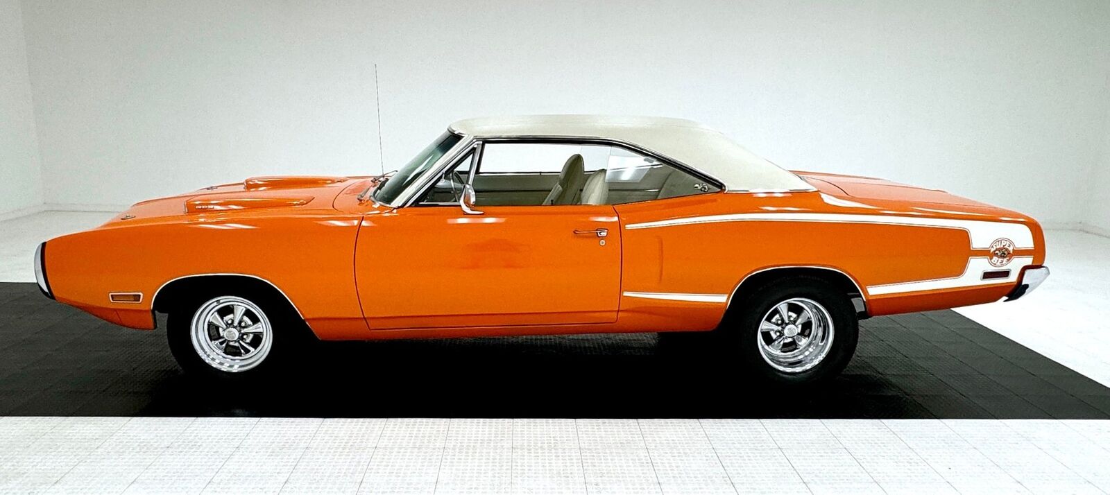 Dodge-Super-Bee-1970-1