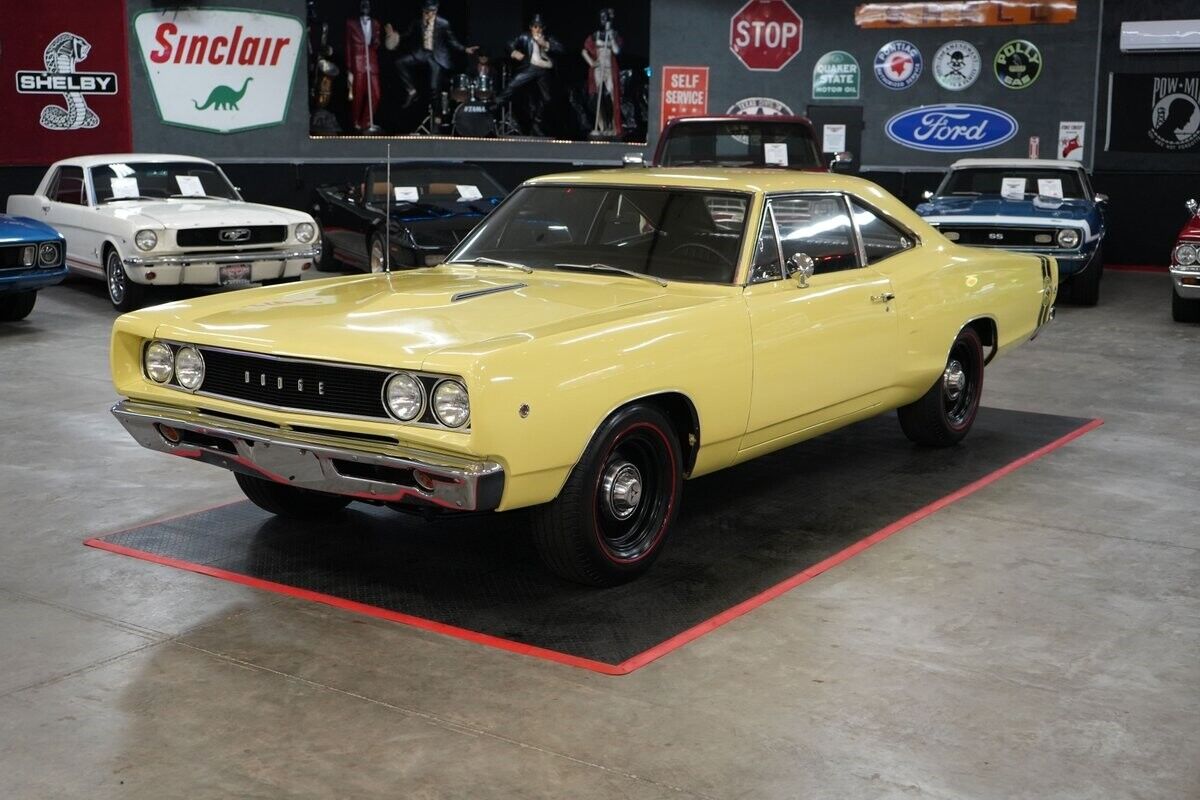 Dodge-Superbee-Coupe-1968-1