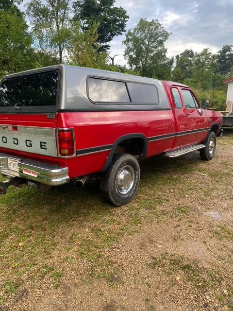 Dodge-W-series-w250-diesel-1993-10