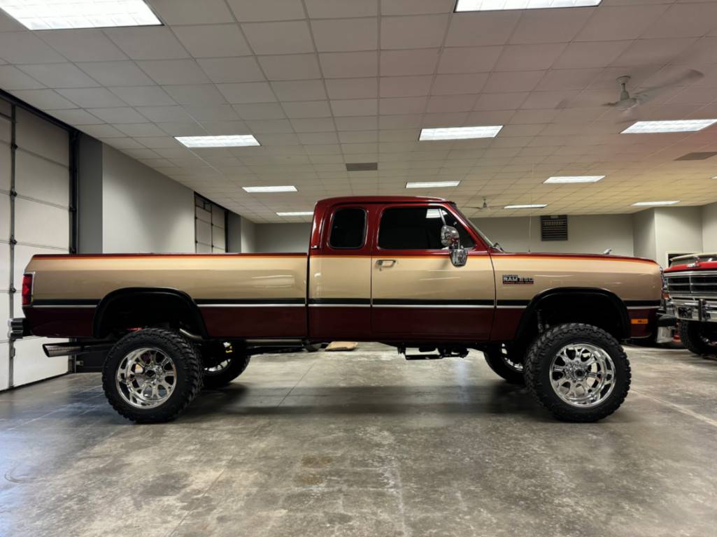 Dodge-W250-cummins-diesel-1993-4