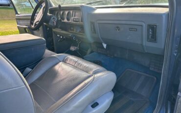 Dodge-W250-extra-cab-diesel-1993-17