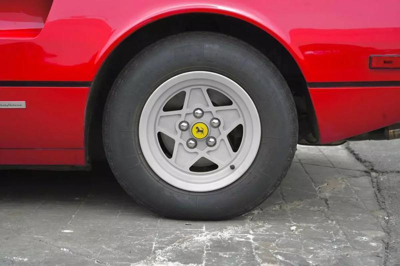 Ferrari-308-GTB-1977-4