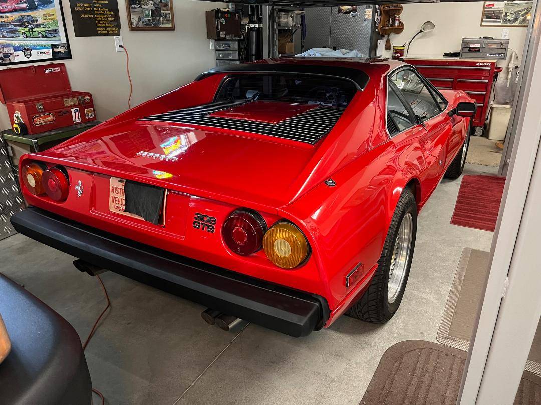 Ferrari-308-gtb-1979-14