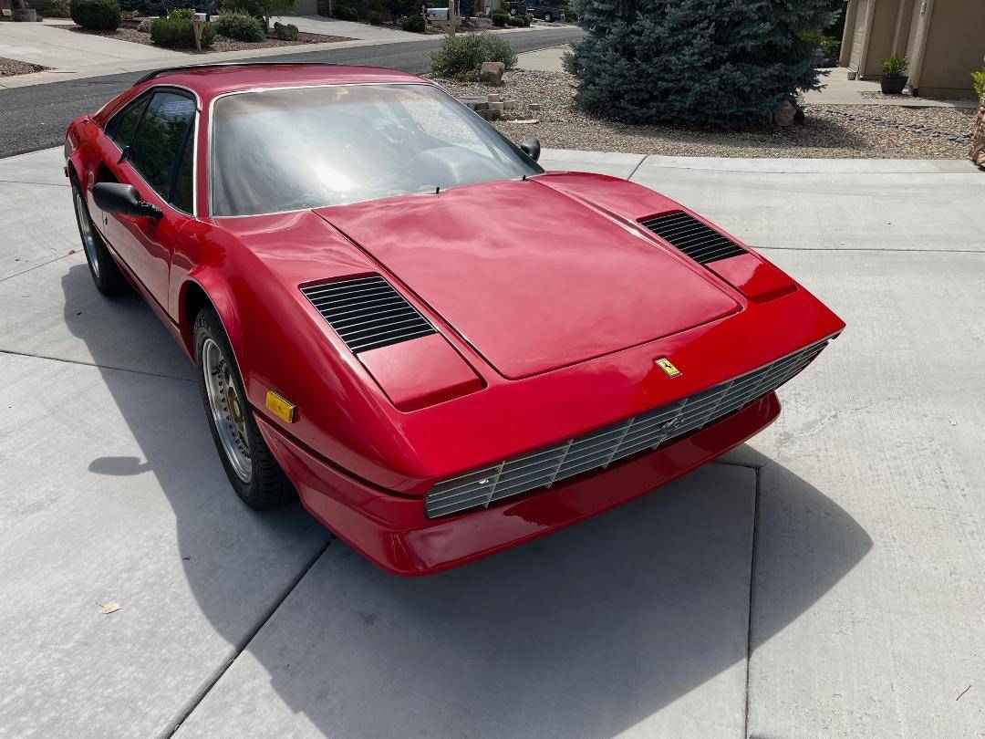 Ferrari-308-gtb-1979-2