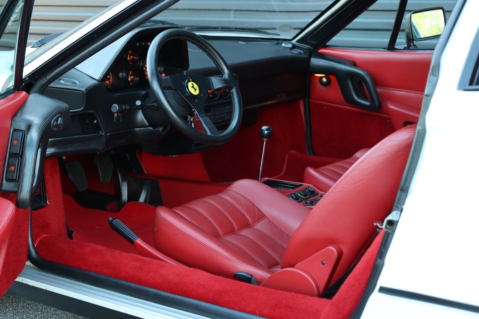 Ferrari-328-1987-9