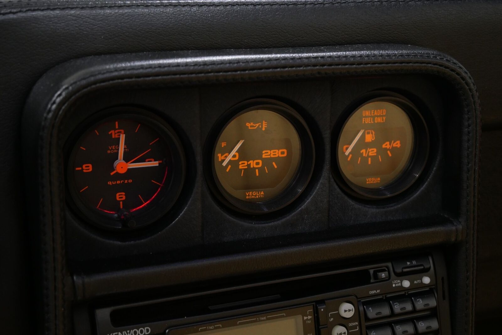 Ferrari-328-Coupe-1988-31