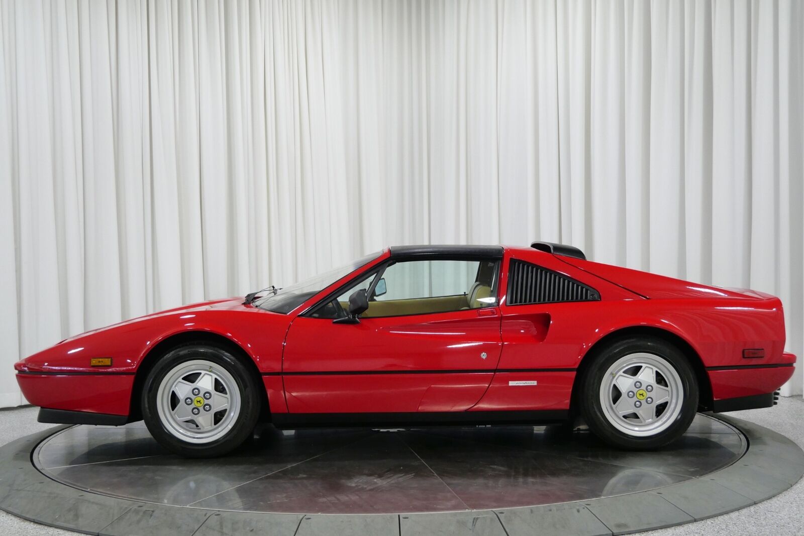 Ferrari-328-Coupe-1988-4