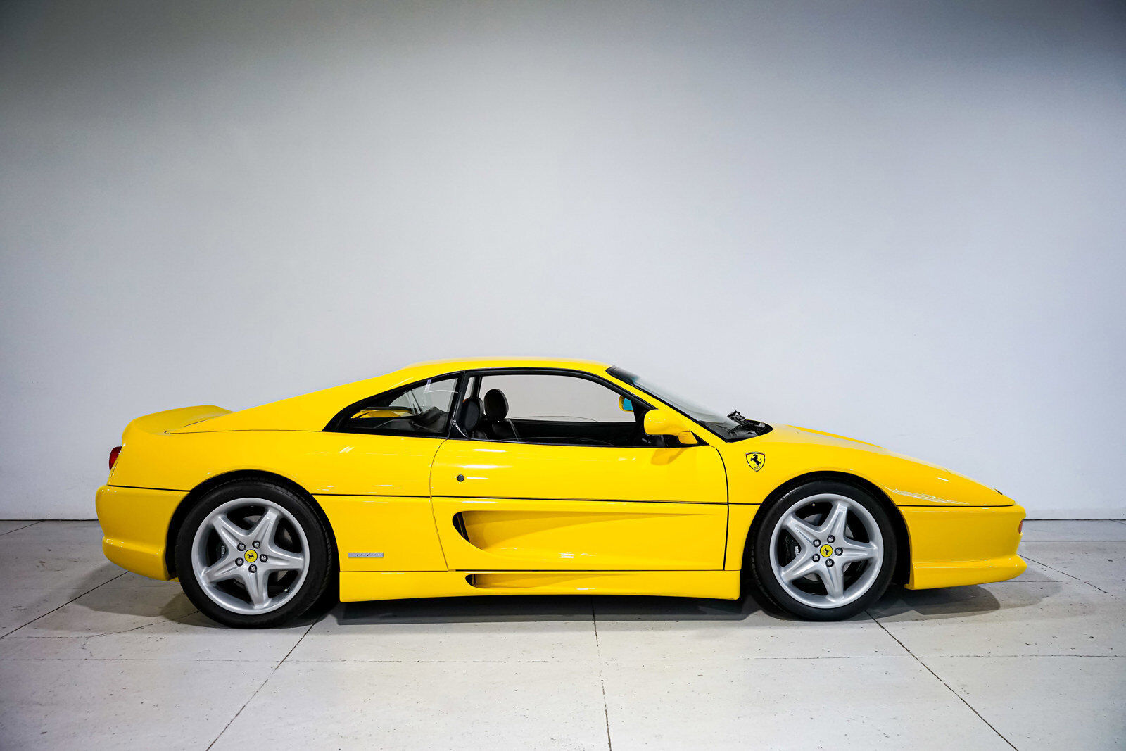 Ferrari-355-1995-2