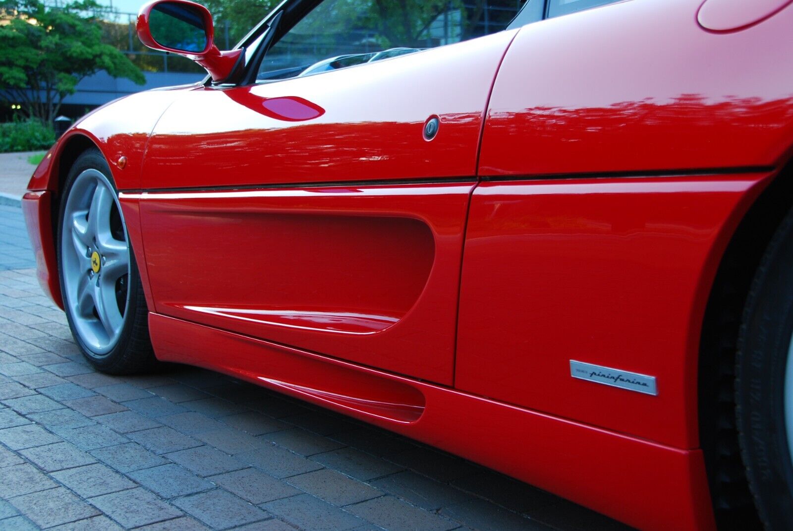 Ferrari-355-Cabriolet-1995-11