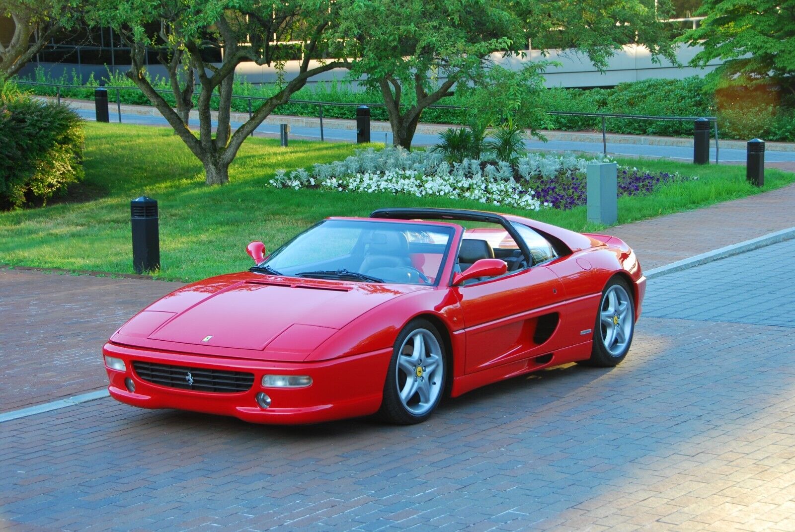 Ferrari-355-Cabriolet-1995-3