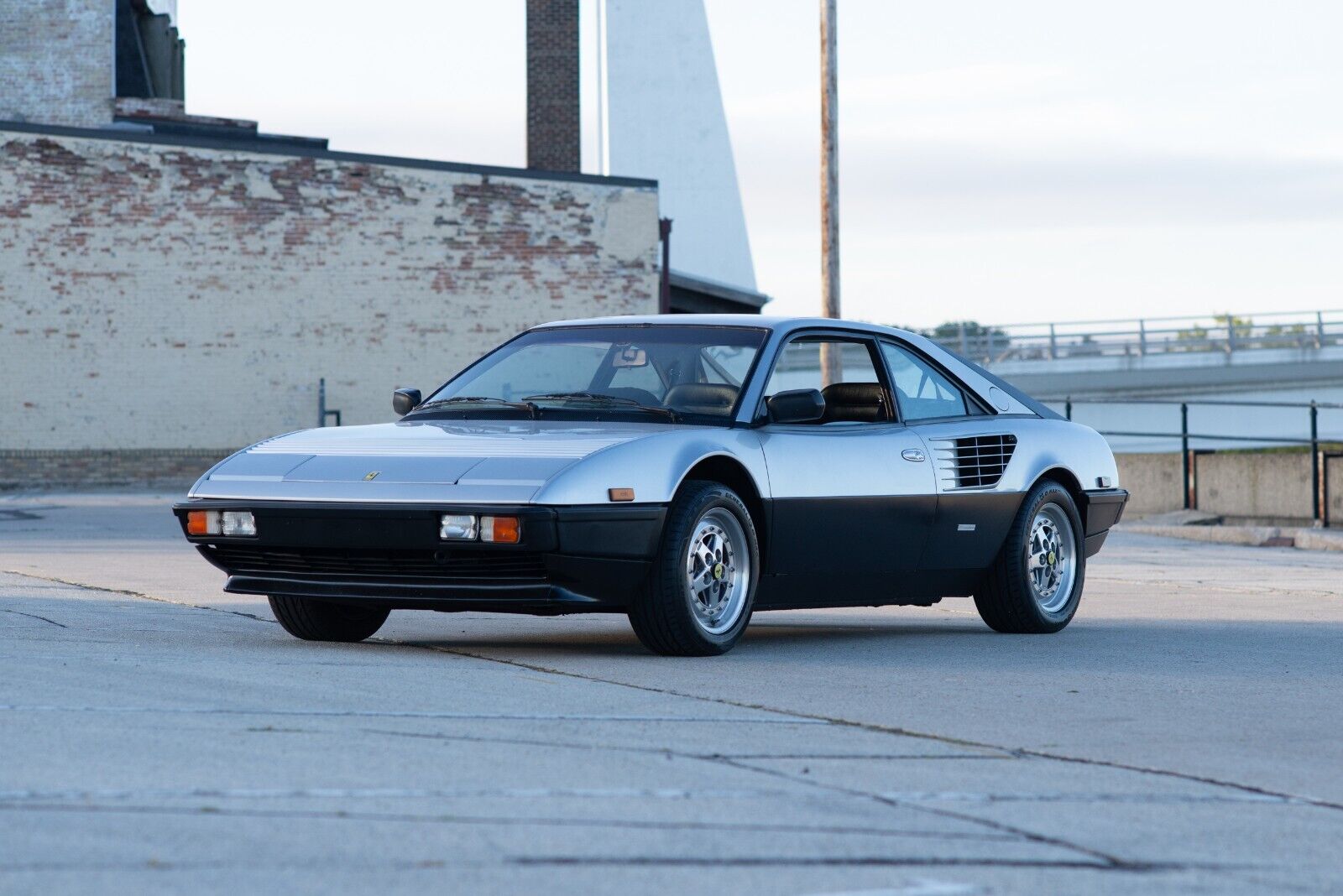 Ferrari-Mondial-Coupe-1983-1