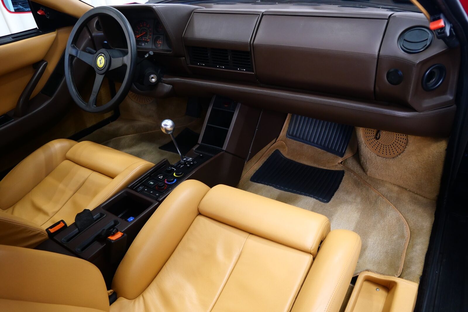 Ferrari-Testarossa-Coupe-1990-12