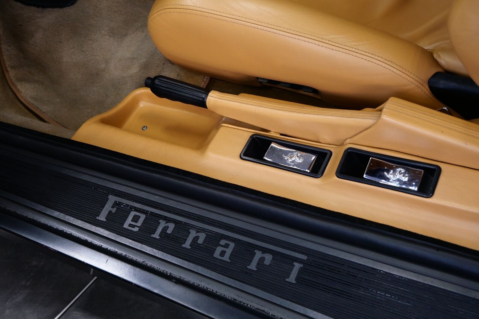 Ferrari-Testarossa-Coupe-1990-22