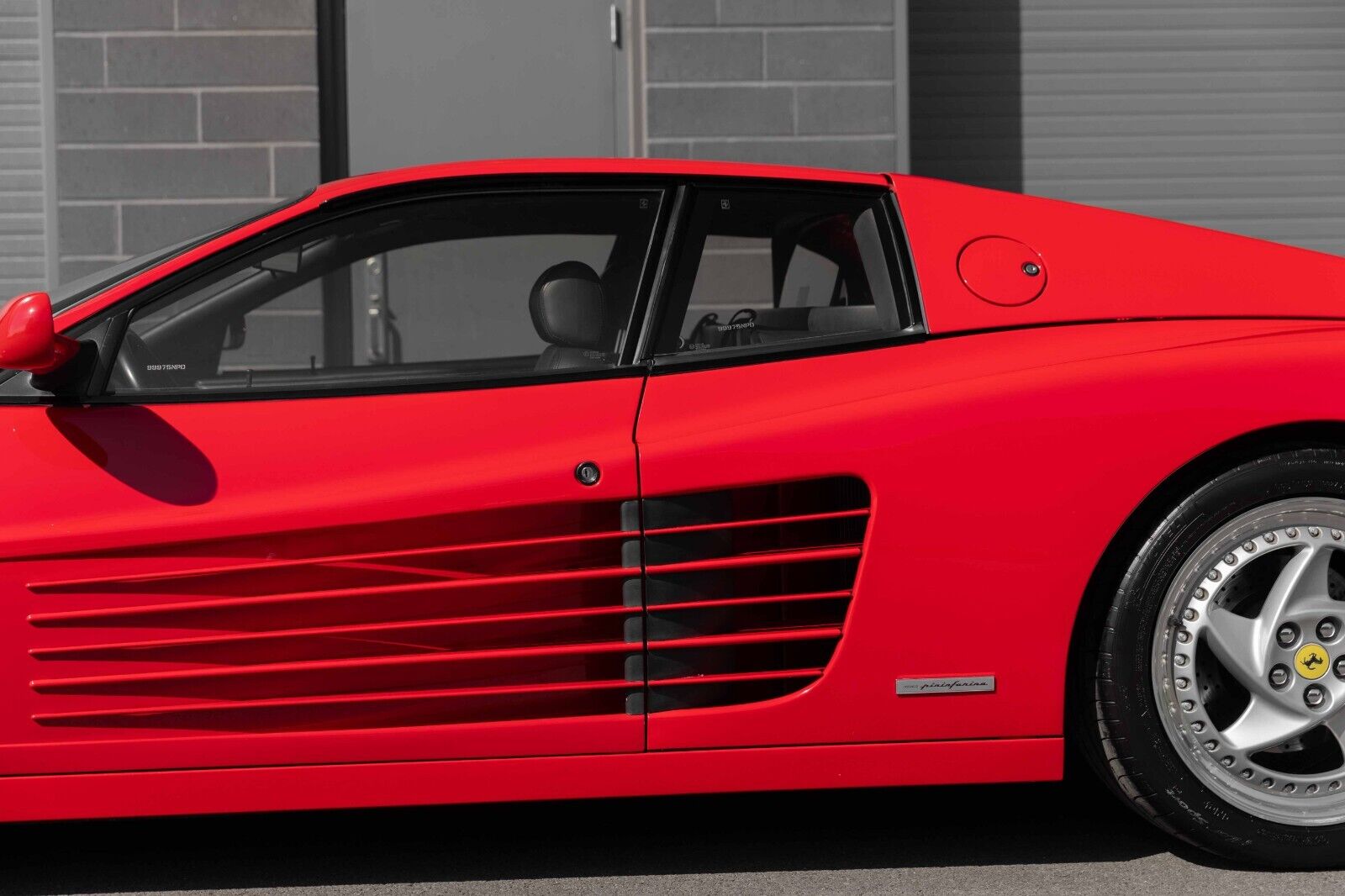 Ferrari-Testarossa-Coupe-1995-14