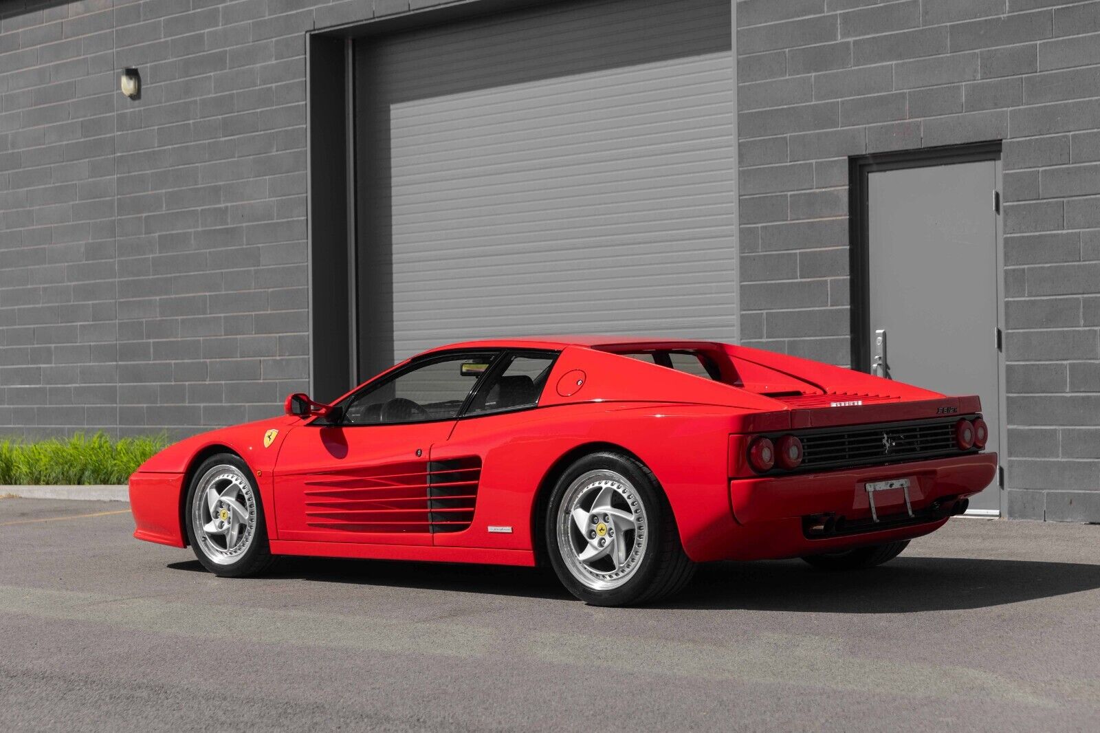 Ferrari-Testarossa-Coupe-1995-5