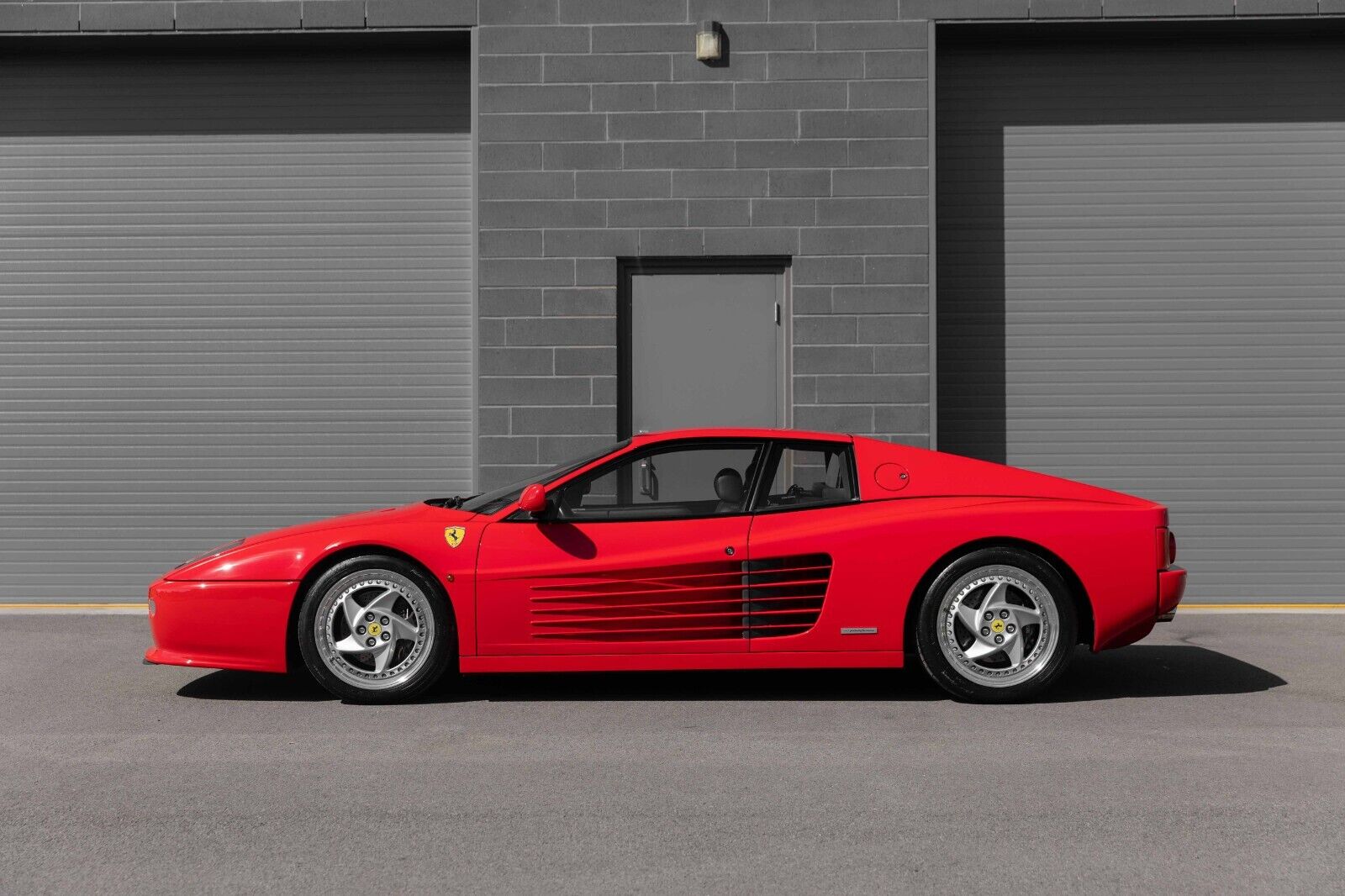 Ferrari-Testarossa-Coupe-1995-7