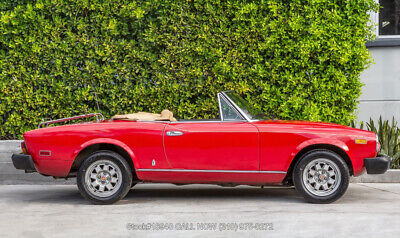 Fiat-124-Spider-1979-3