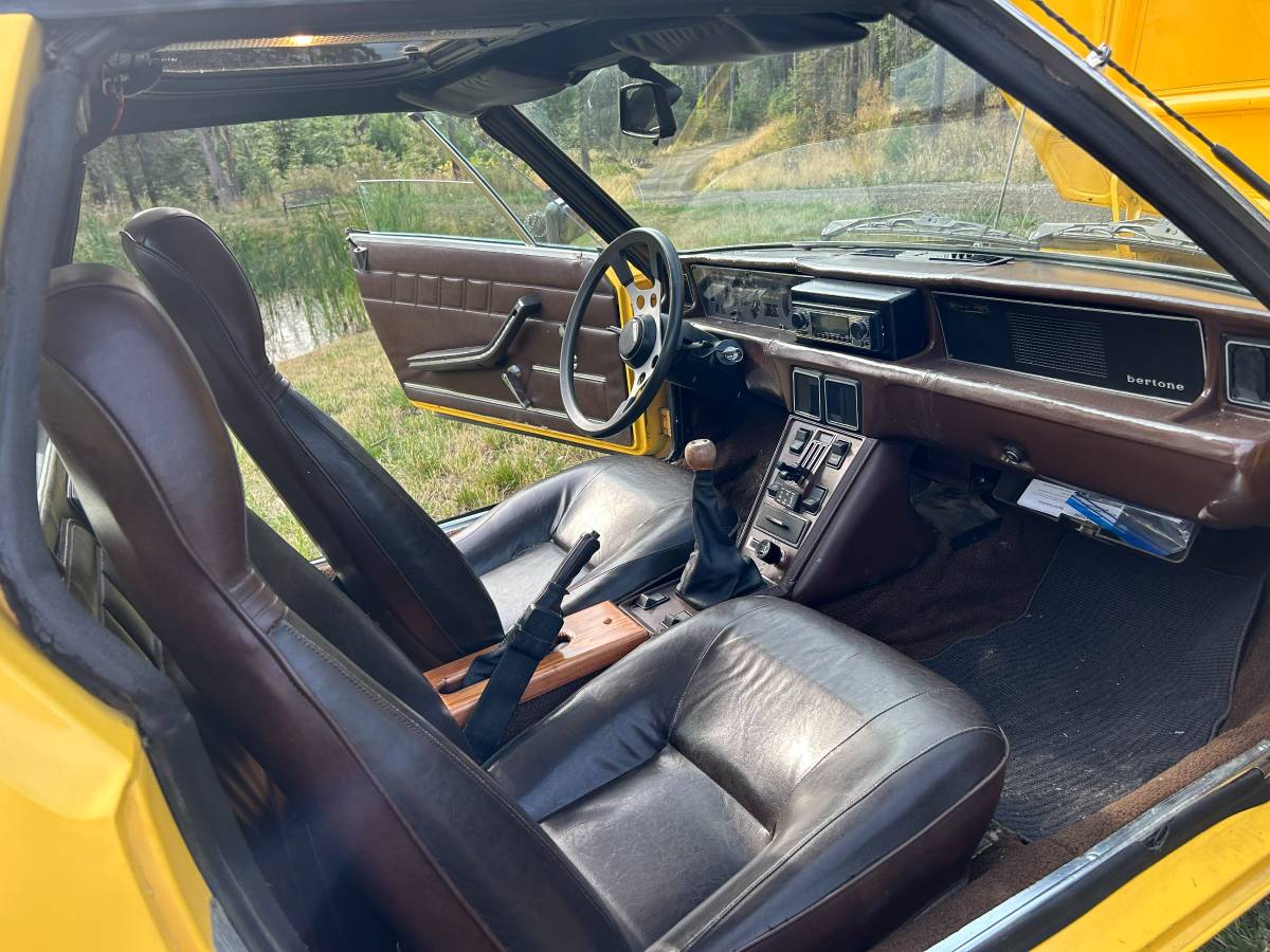 Fiat-X19-1976-2