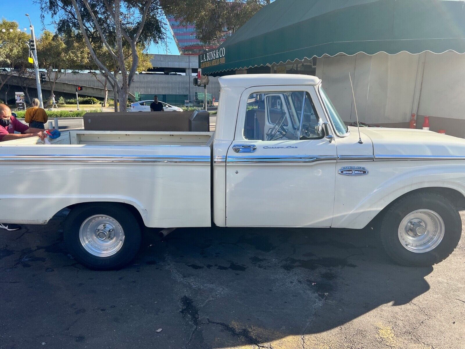 Ford-100-Series-1965-29