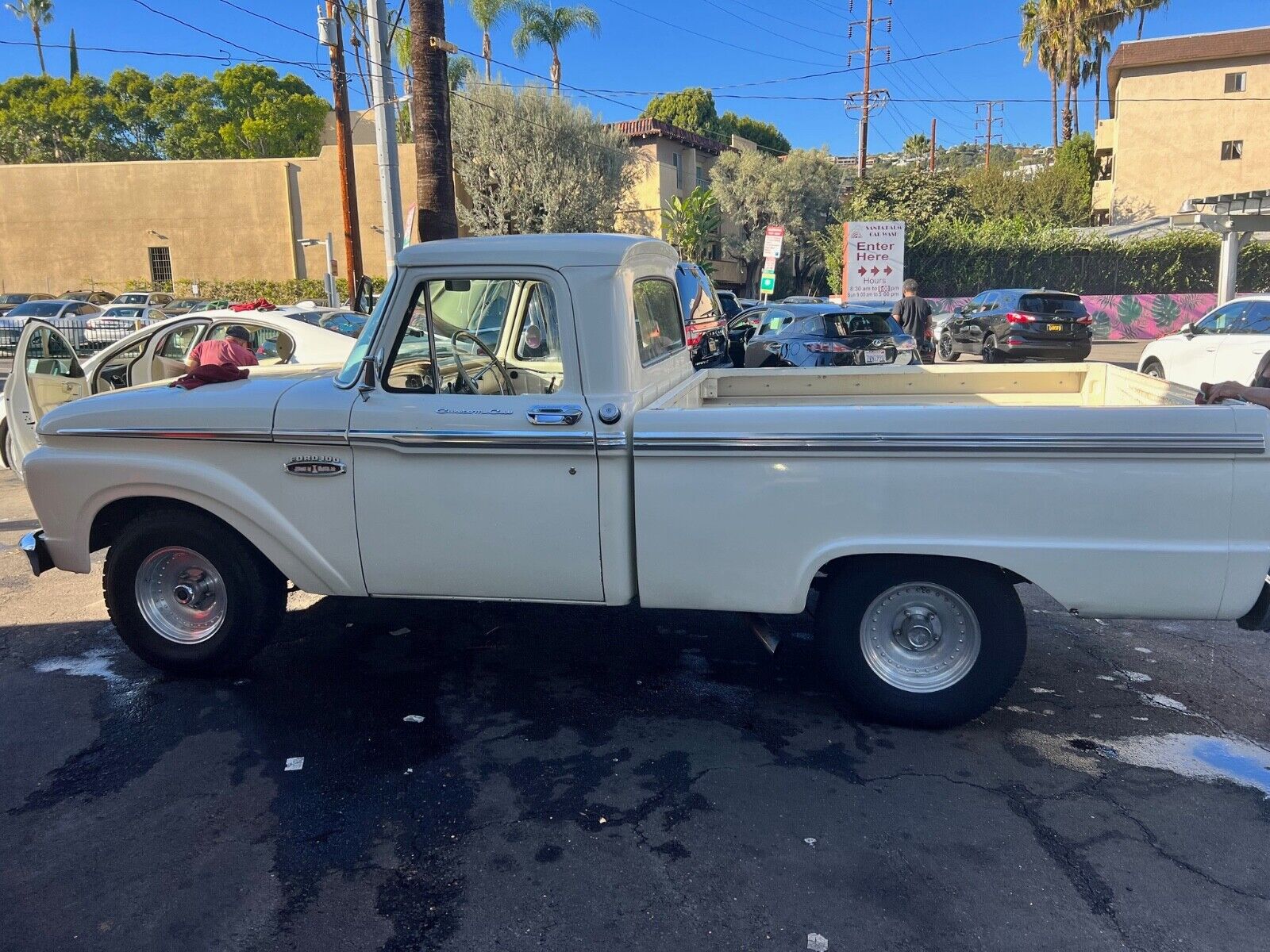 Ford-100-Series-1965-32