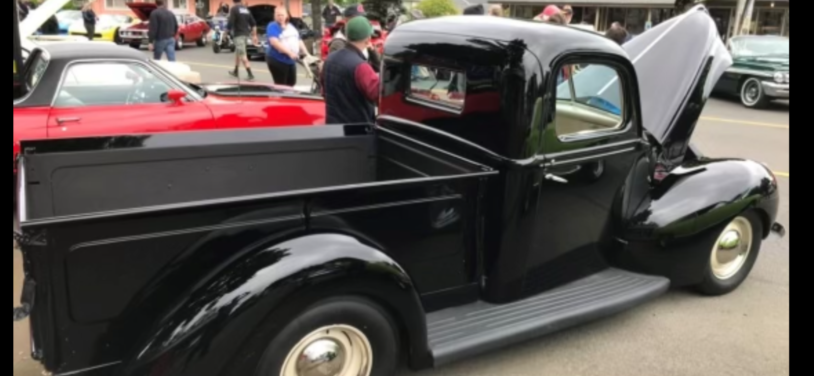 Ford-12-Ton-Pickup-1941-13