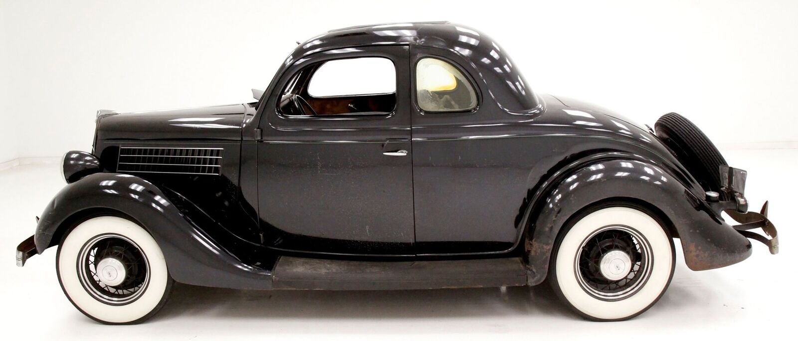 Ford-48-Series-Coupe-1935-1