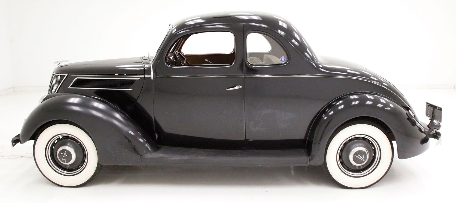 Ford-85-Deluxe-Coupe-1937-1