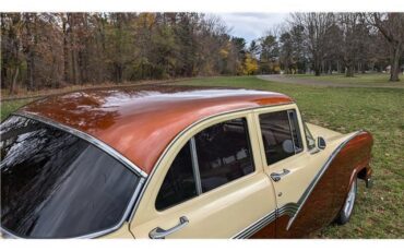 Ford-AWARD-WINNING-FAIRLANE-1956-21