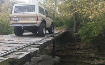 Ford-Bronco-1966-1