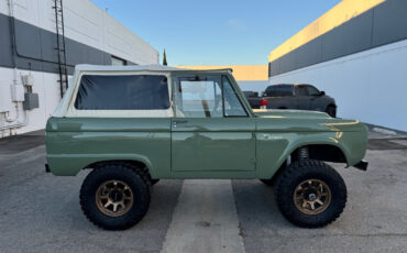 Ford-Bronco-1966-11