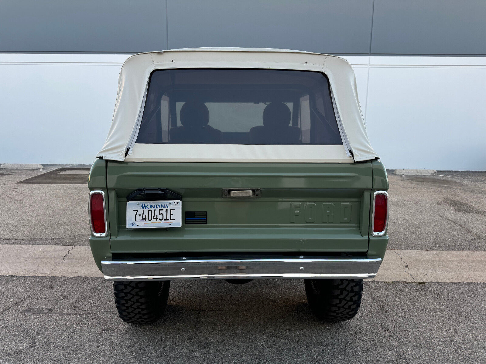 Ford-Bronco-1966-18