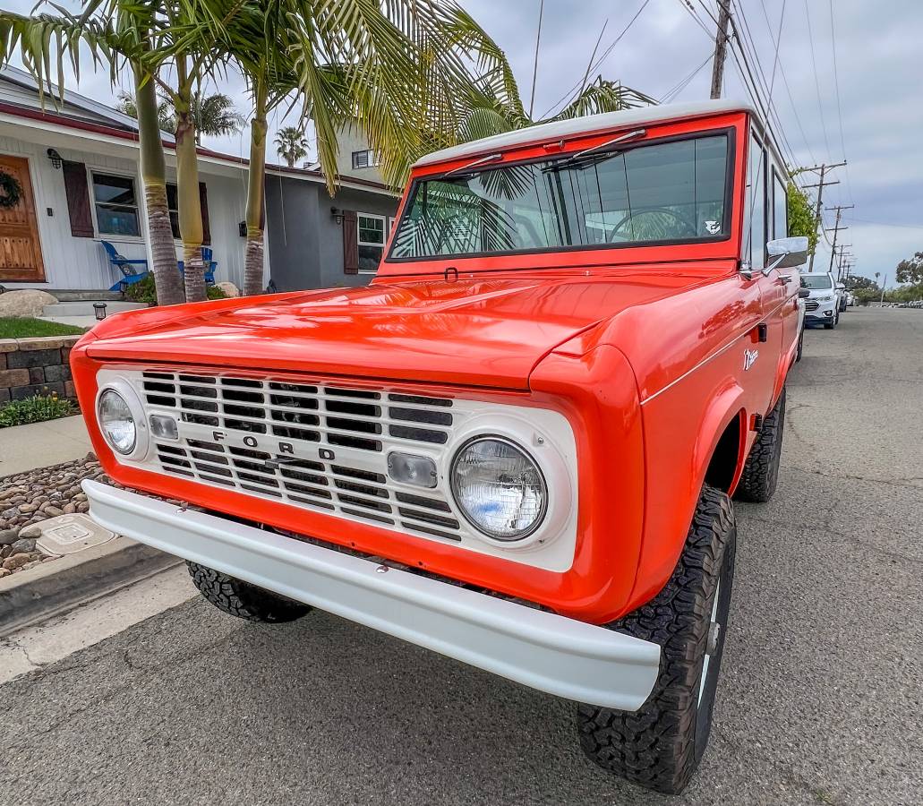 Ford-Bronco-1966-2