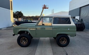 Ford-Bronco-1966-20