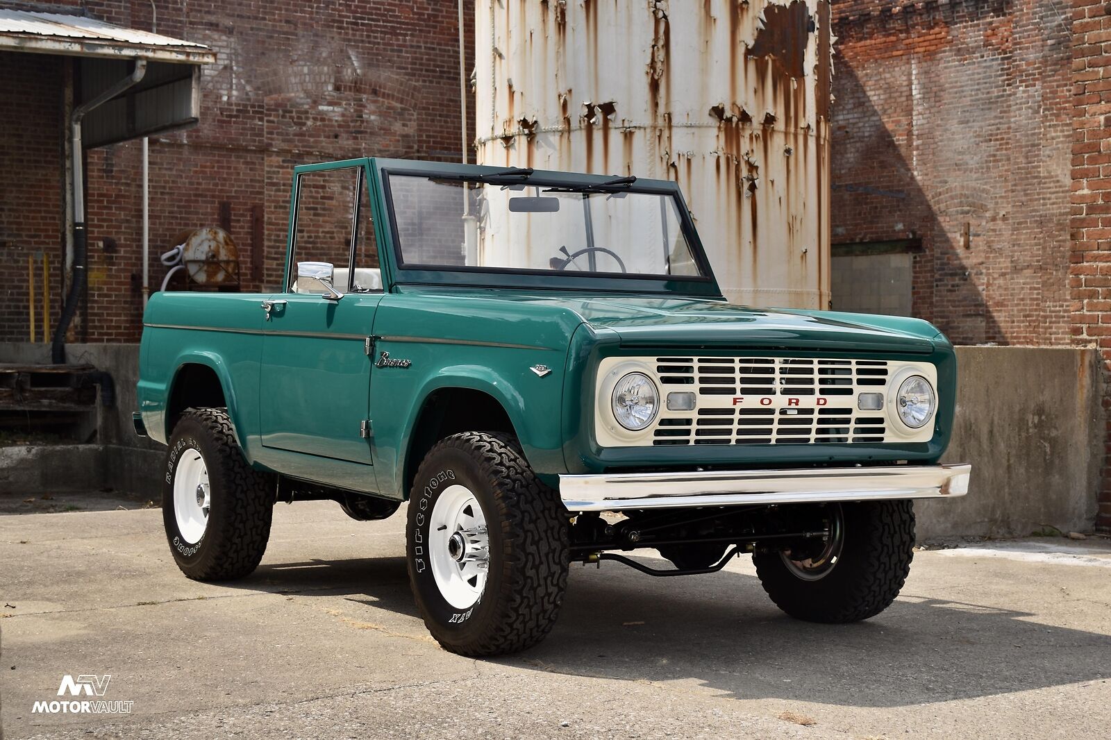 Ford-Bronco-1967-4