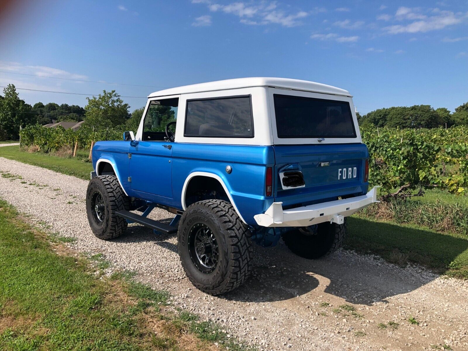 Ford-Bronco-1968-1