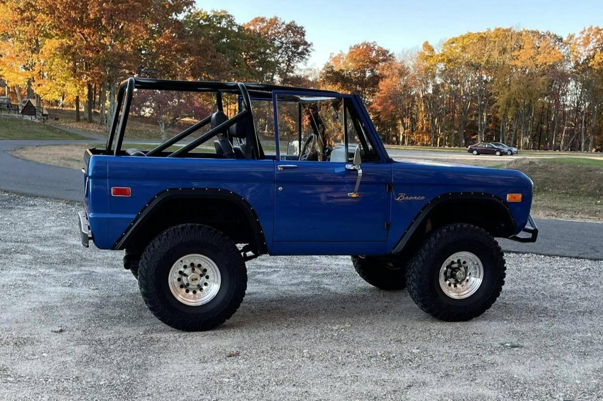 Ford-Bronco-1968-18