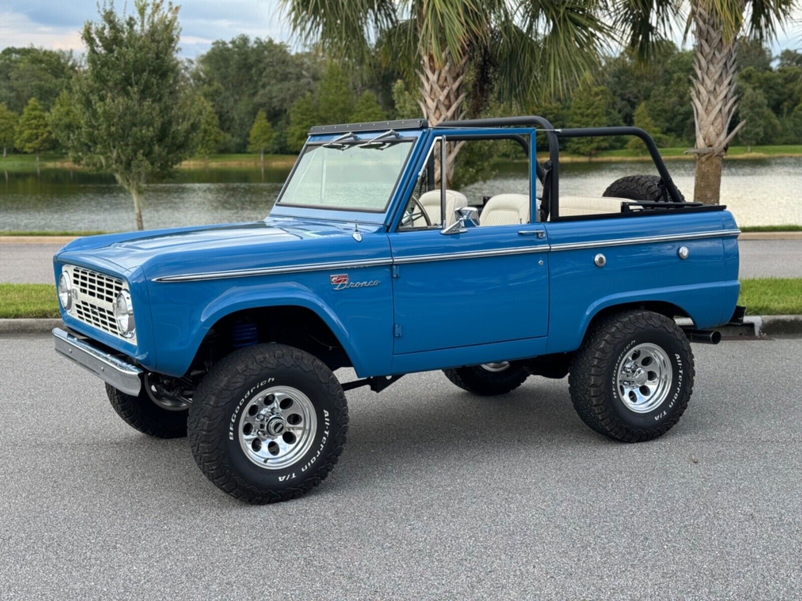 Ford-Bronco-1969-1