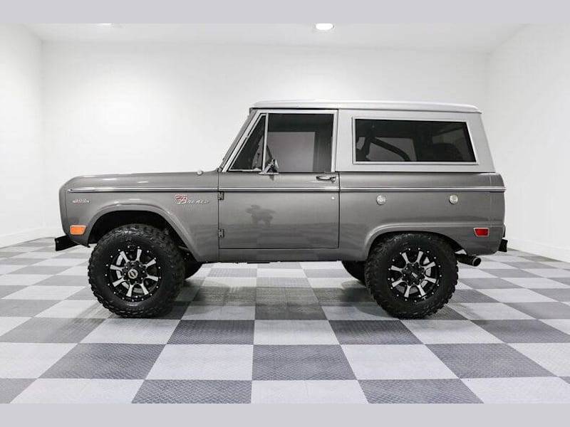 Ford-Bronco-1969-15